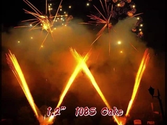 Nhà máy bán buôn 1.2 Inch 108 Shots W hình dạng giấy bánh pháo hoa 1.3g Un0335 chuyên nghiệp vàng bánh